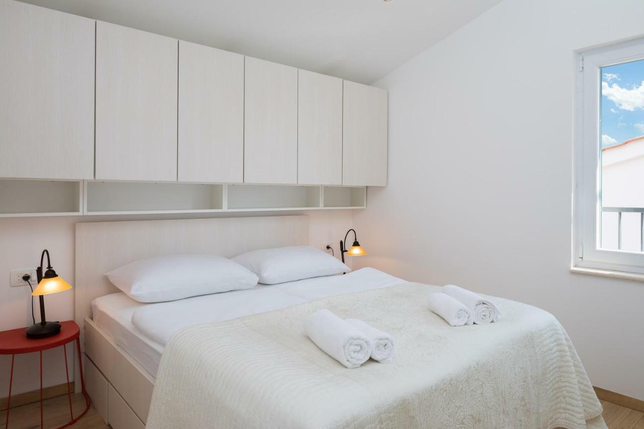 Villa Basic 세비드 외부 사진