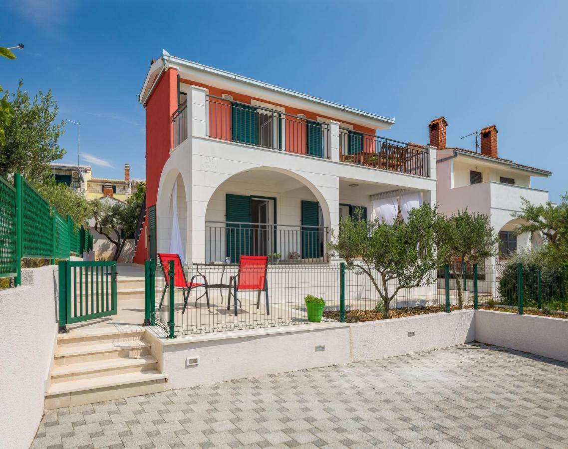 Villa Basic 세비드 외부 사진