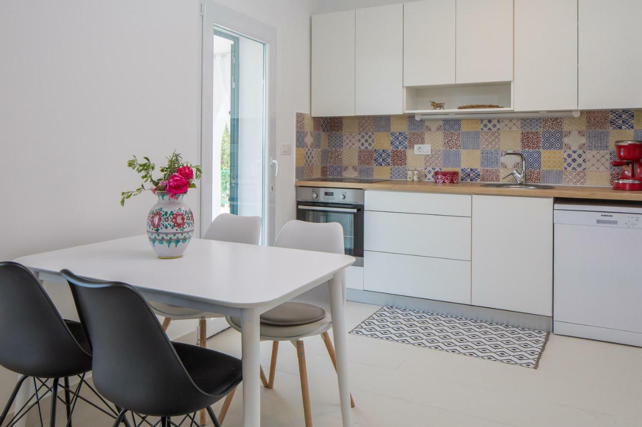 Villa Basic 세비드 외부 사진
